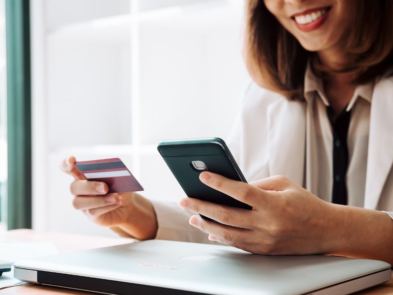 atendimento na black friday - whatsapp
