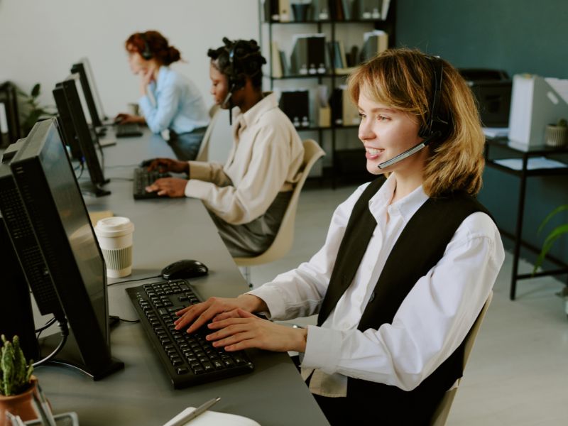 O que é atendimento multicanal - relacionamento